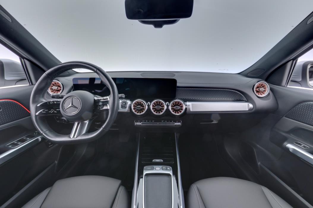 Mercedes-Benz EQB 2024
