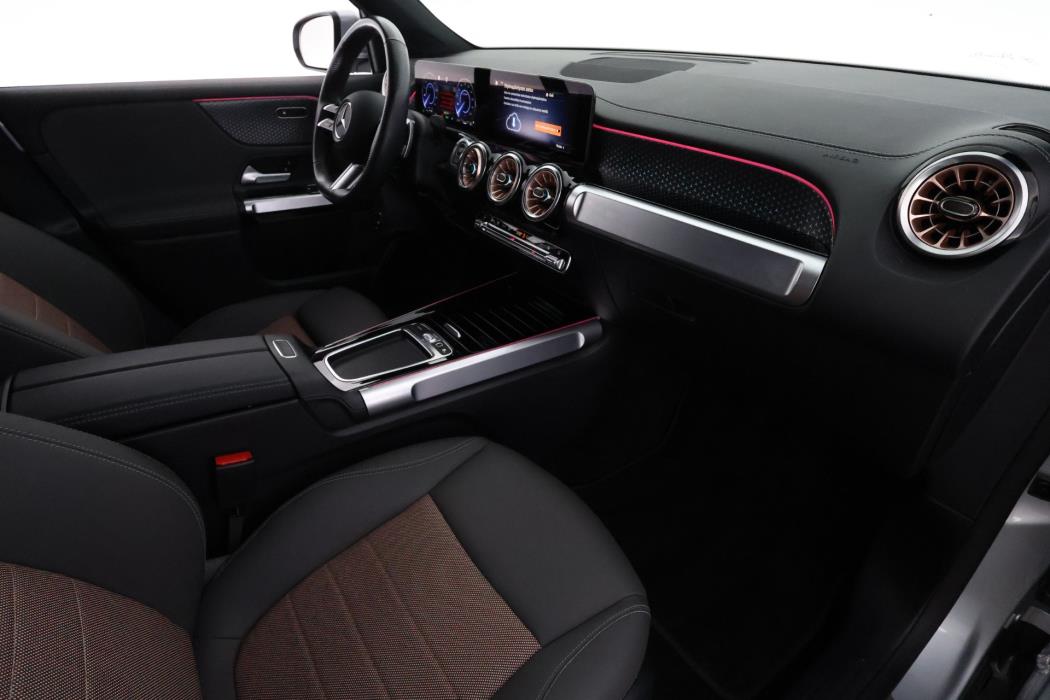 Mercedes-Benz EQB 2024