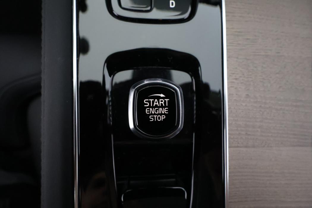 Volvo XC90 2025