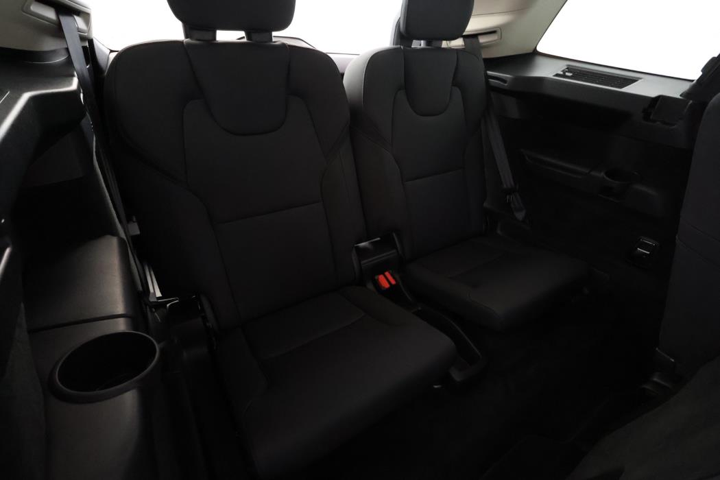 Volvo XC90 2025