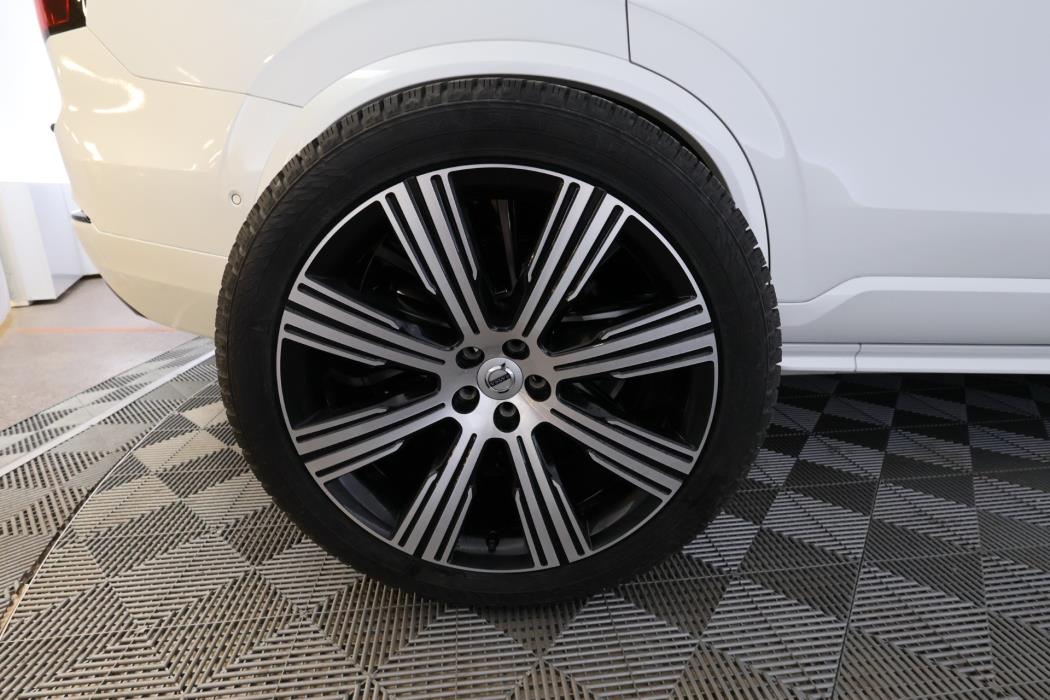 Volvo XC90 2025