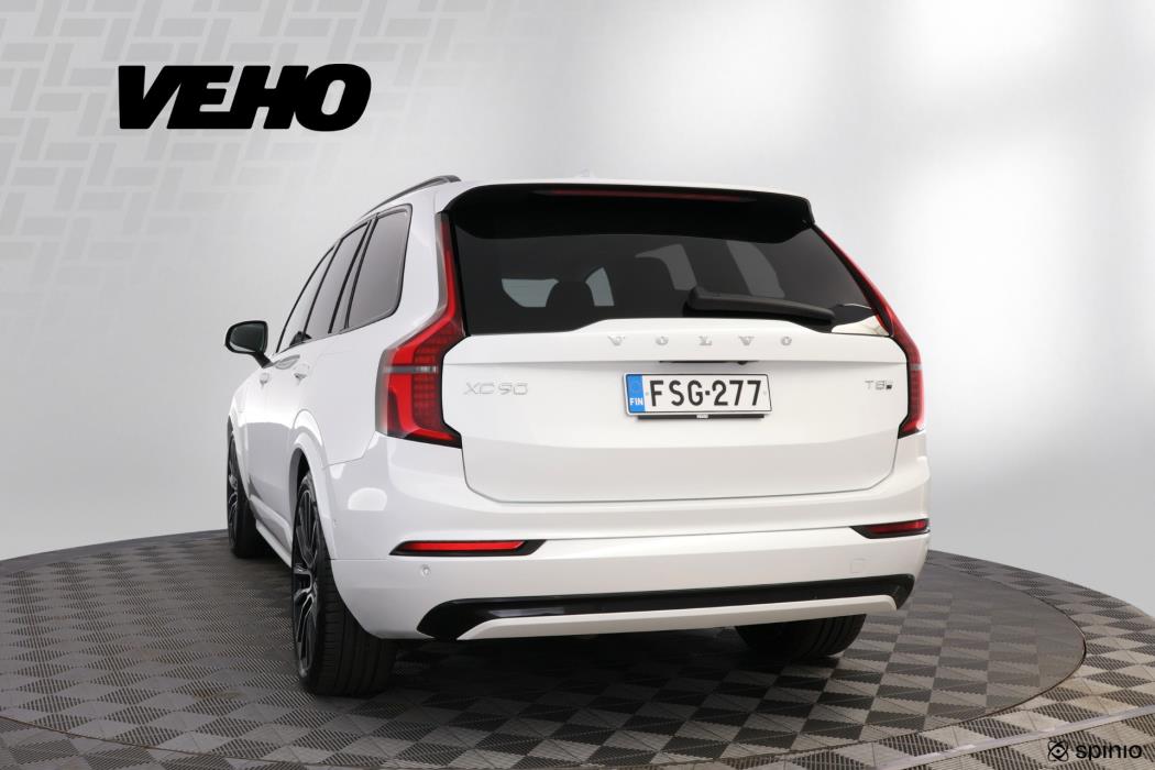 Volvo XC90 2025