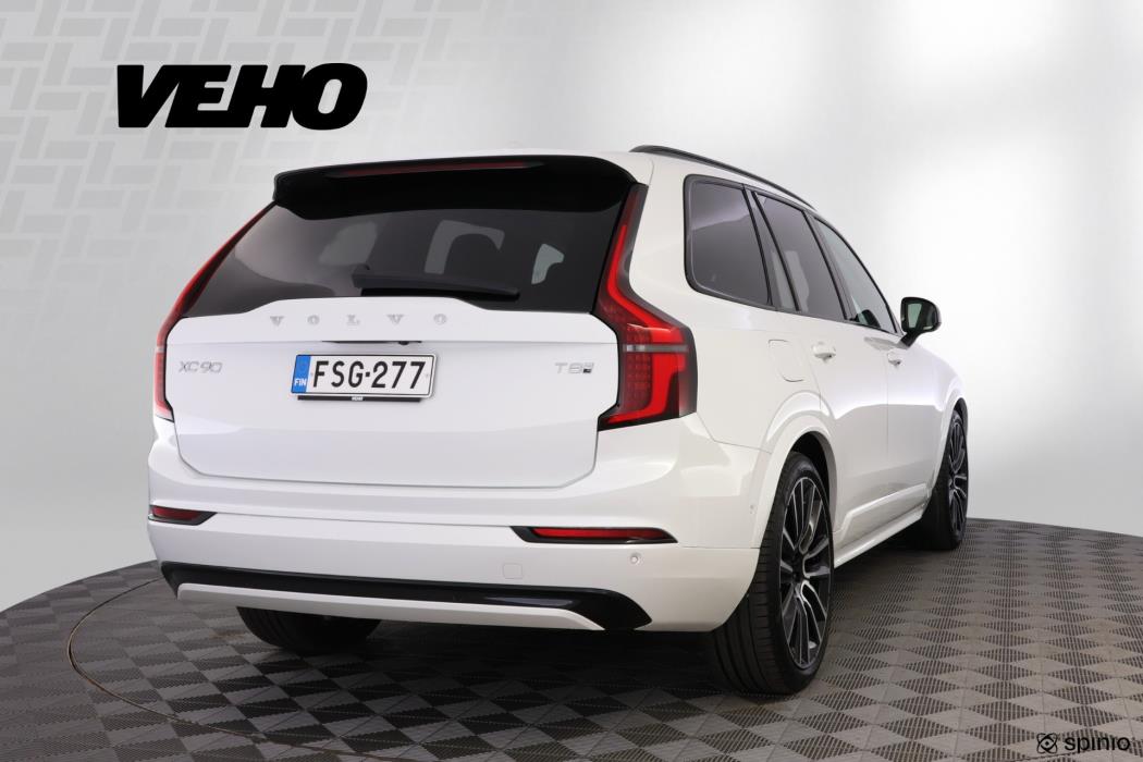 Volvo XC90 2025