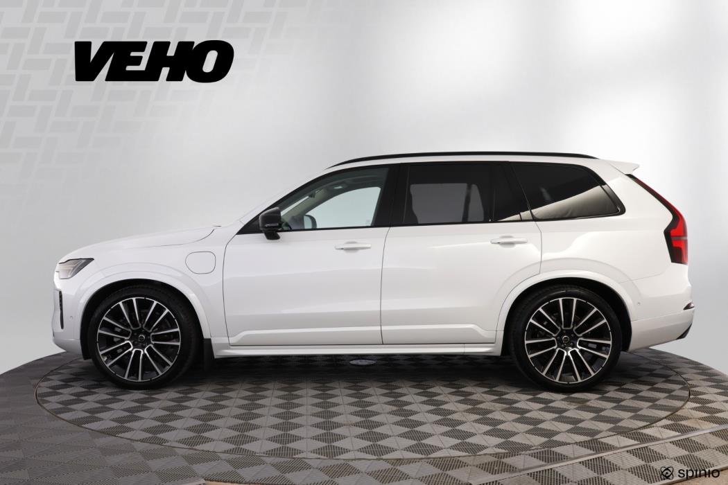 Volvo XC90 2025