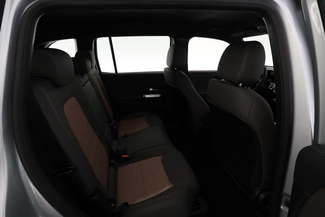 Mercedes-Benz EQB 2025