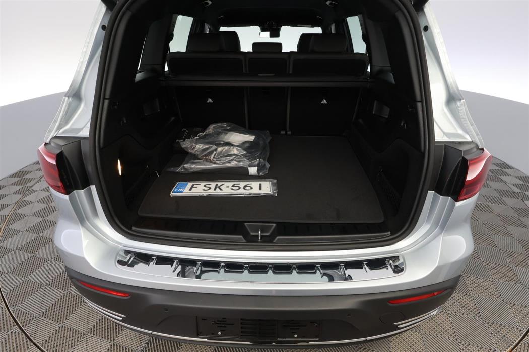 Mercedes-Benz EQB 2025