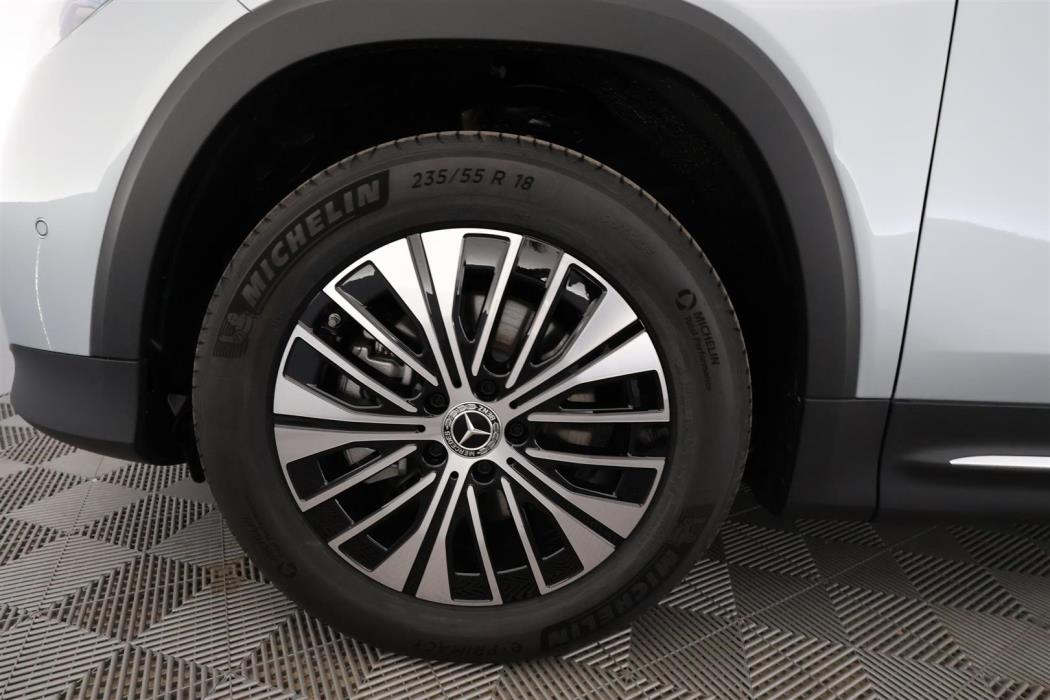 Mercedes-Benz EQB 2025