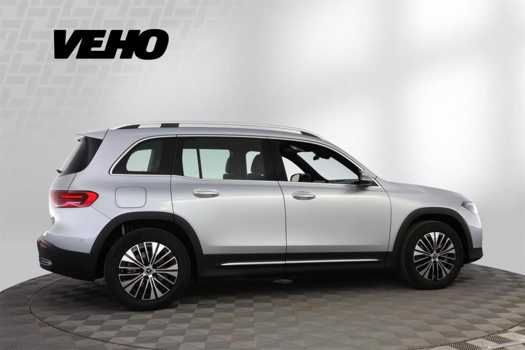 Mercedes-Benz EQB 2025