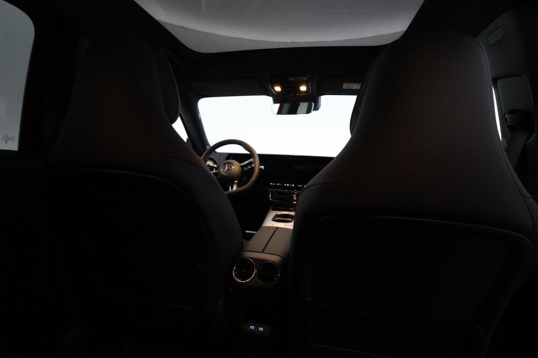 Mercedes-Benz GLB 2026