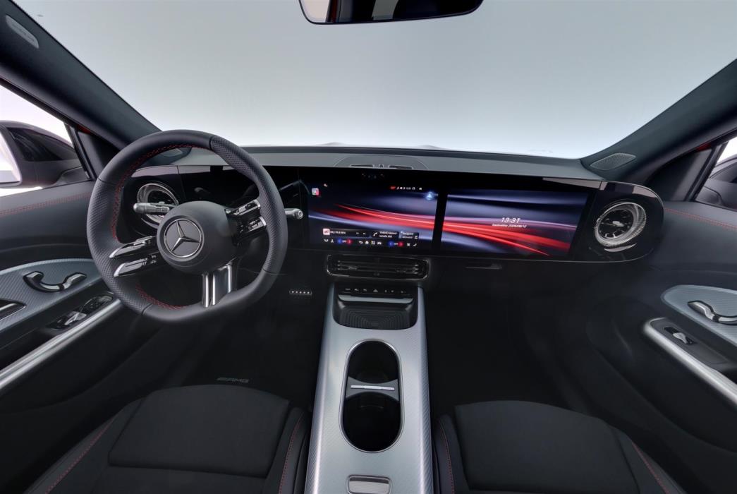 Mercedes-Benz GLB 2026