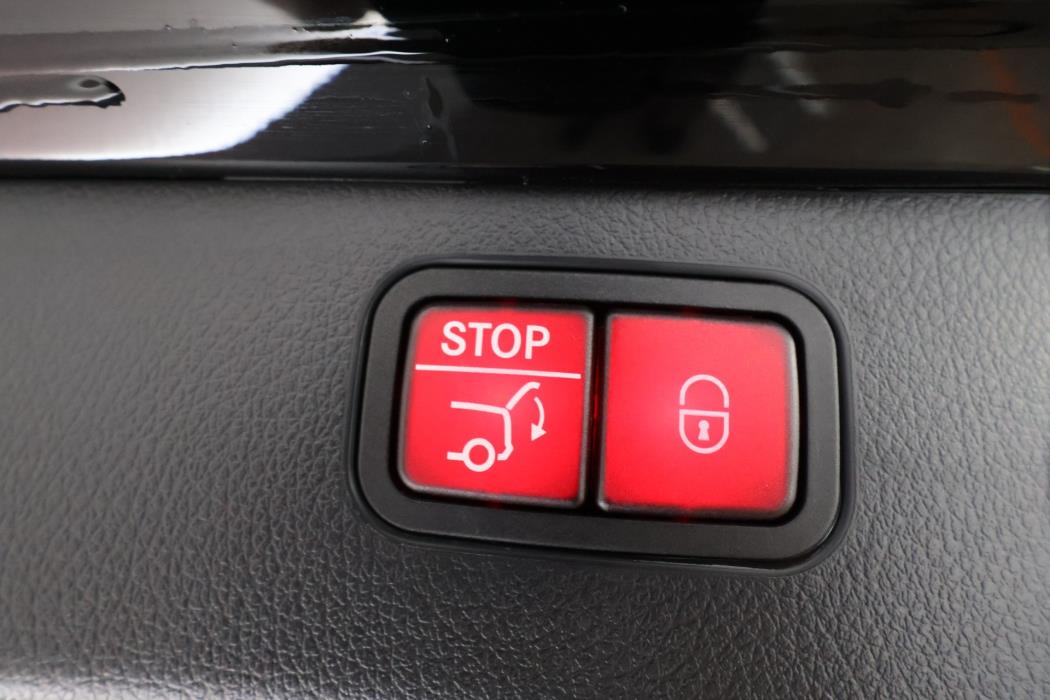 Mercedes-Benz C 2023