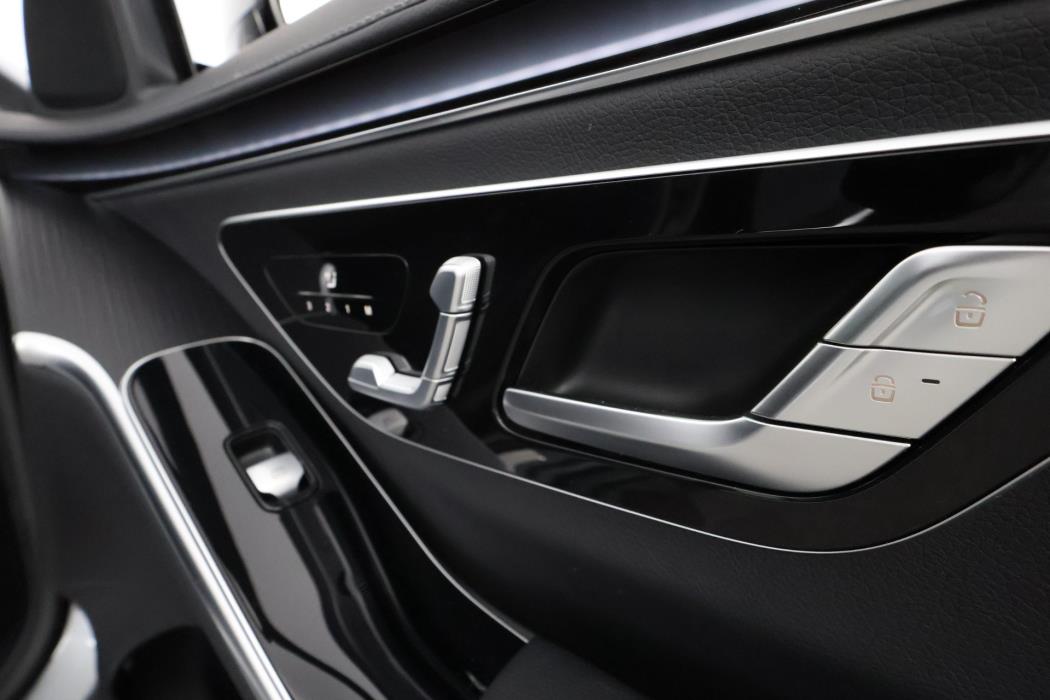 Mercedes-Benz S 2023