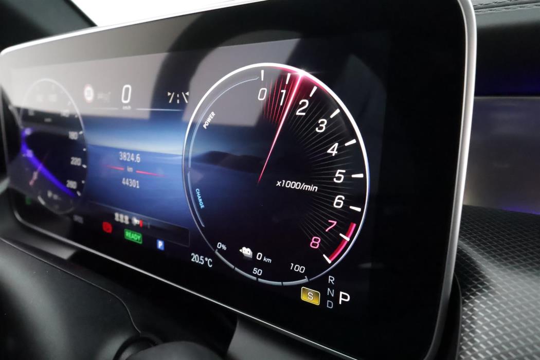 Mercedes-Benz GLC 2023