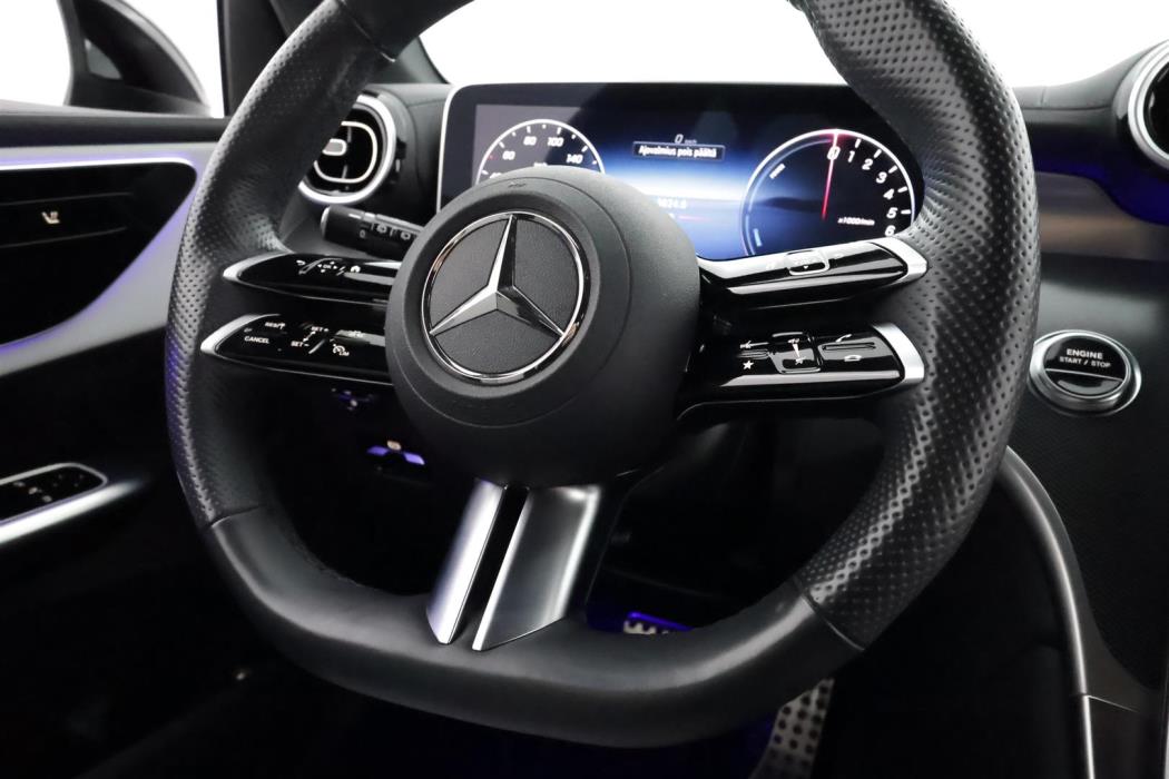 Mercedes-Benz GLC 2023