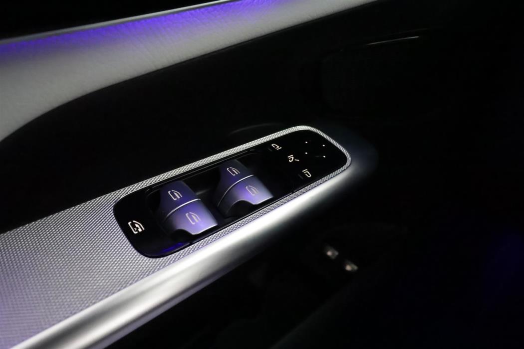 Mercedes-Benz GLC 2023