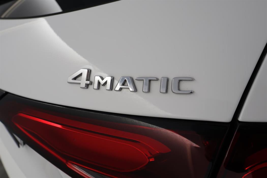 Mercedes-Benz GLC 2023