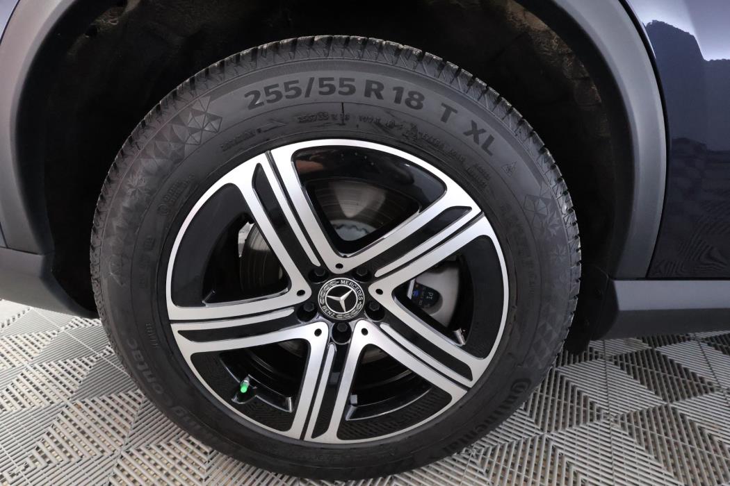 MERCEDES-BENZ GLC 2023