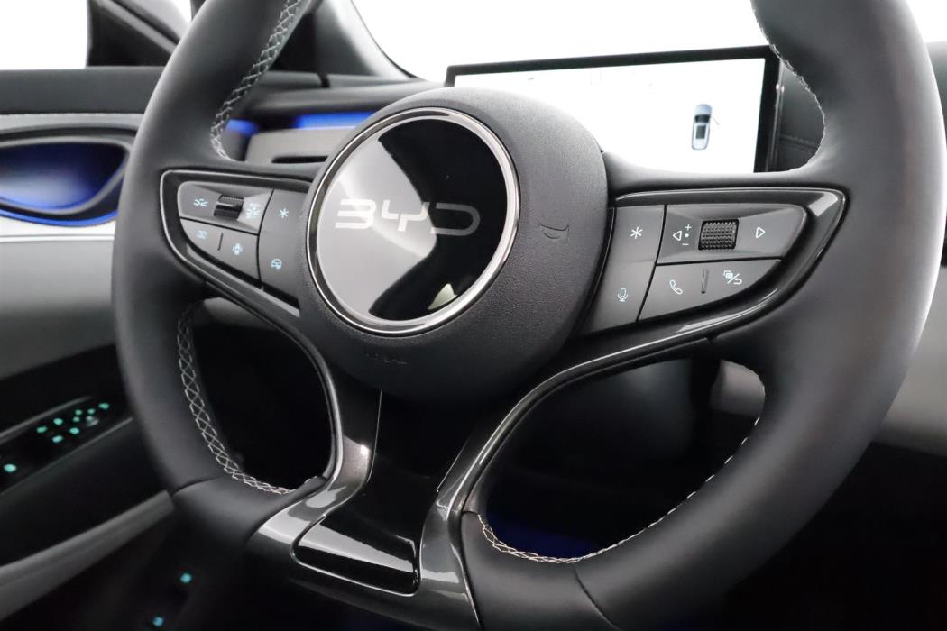 BYD Seal 6 DM-i 2025