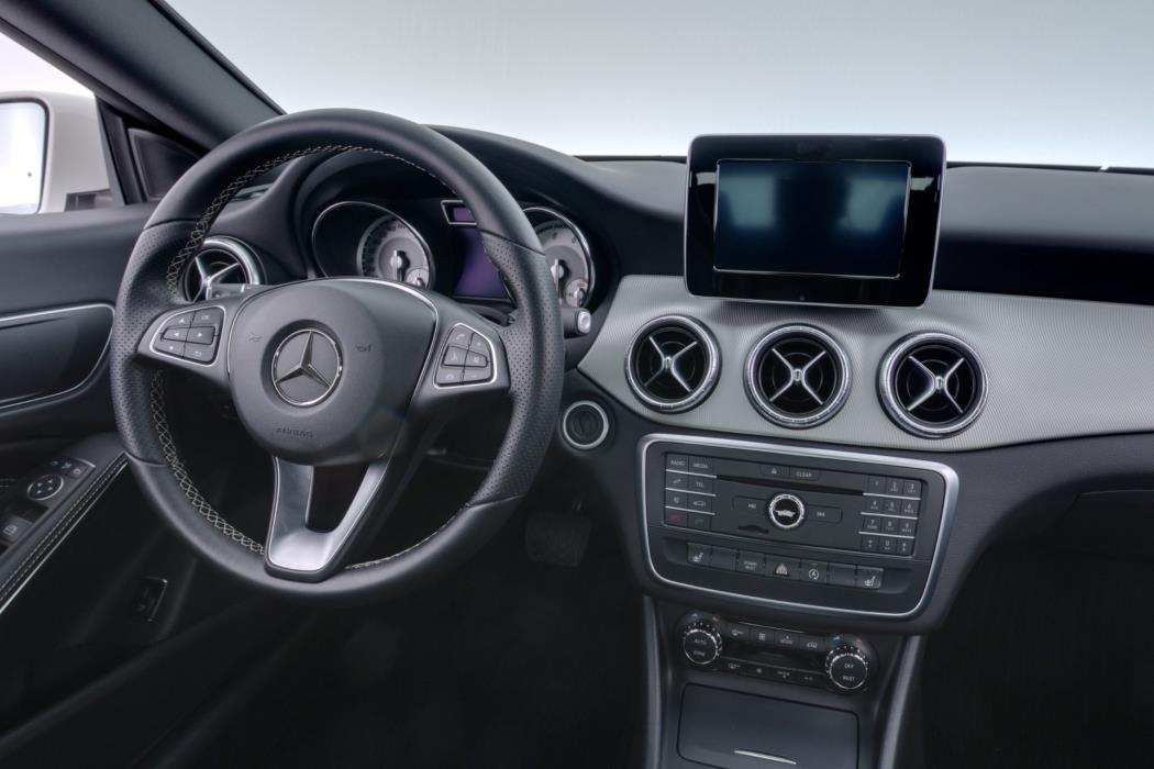 Mercedes-Benz CLA 2016