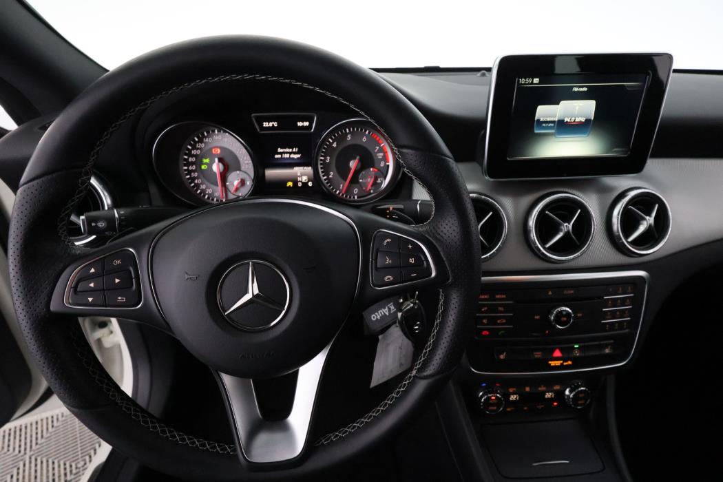 Mercedes-Benz CLA 2016
