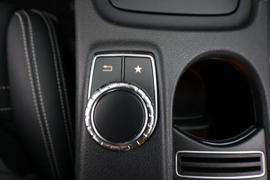 Mercedes-Benz CLA 2016