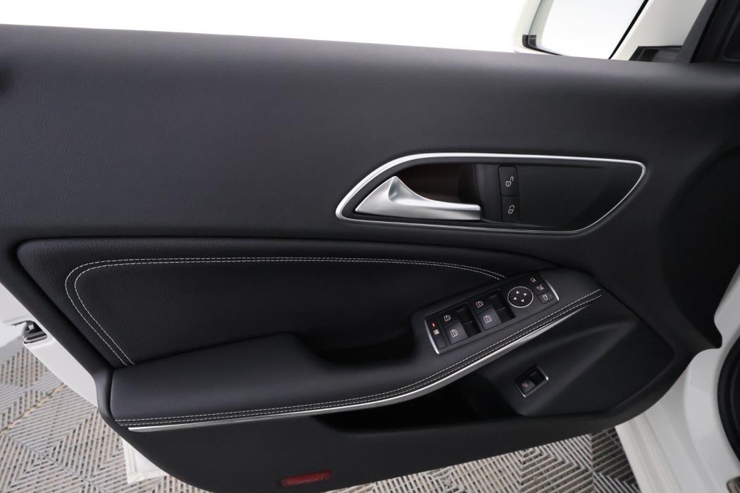 Mercedes-Benz CLA 2016
