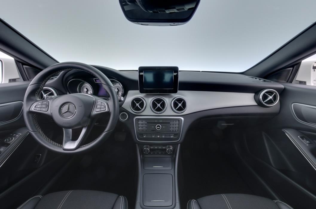 Mercedes-Benz CLA 2016