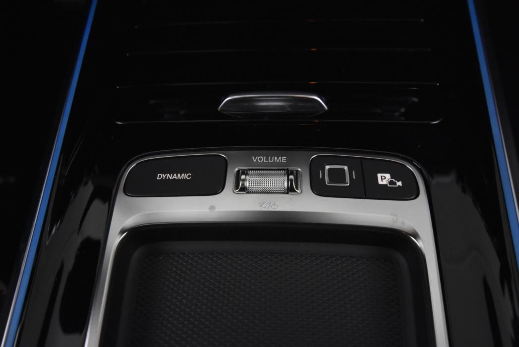 Mercedes-Benz EQB 2025