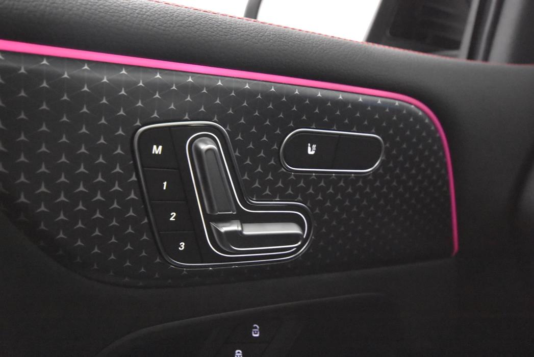 Mercedes-Benz EQB 2025