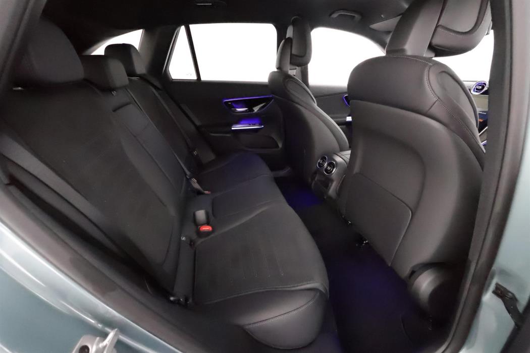 Mercedes-Benz GLC 2025