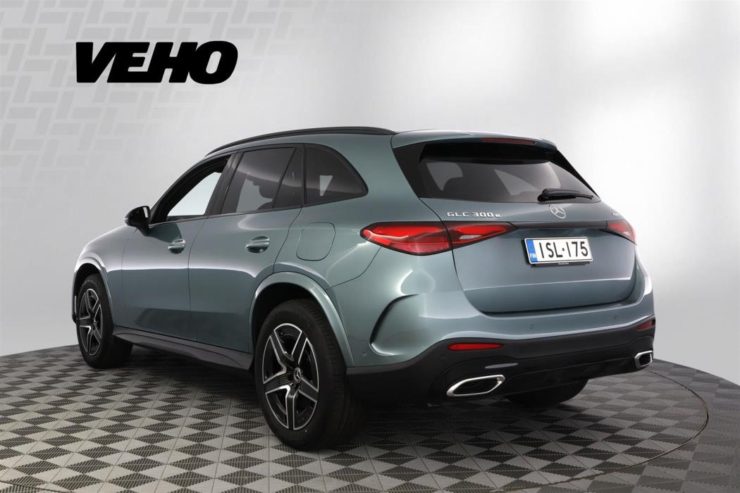 Mercedes-Benz GLC 2025