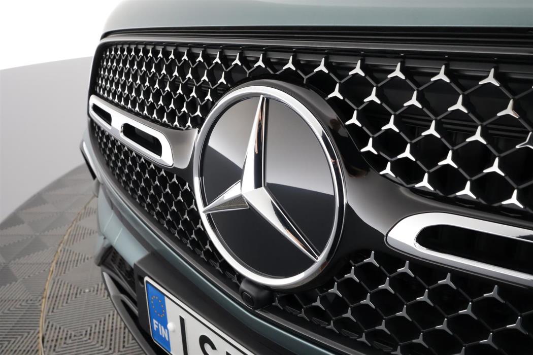 Mercedes-Benz GLC 2025