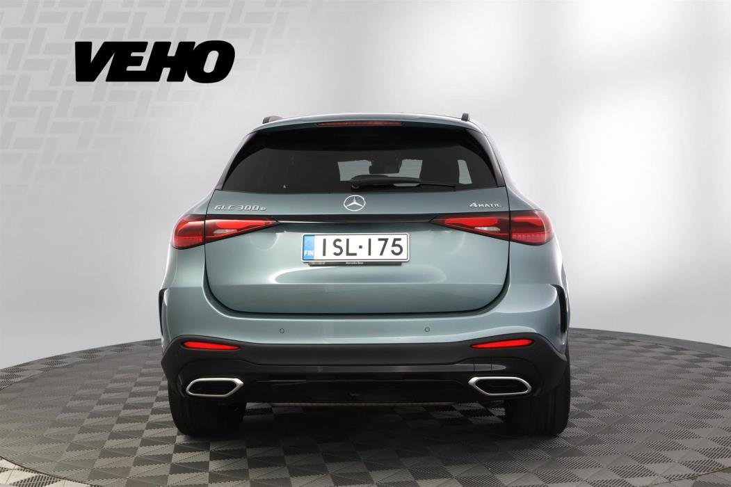 Mercedes-Benz GLC 2025