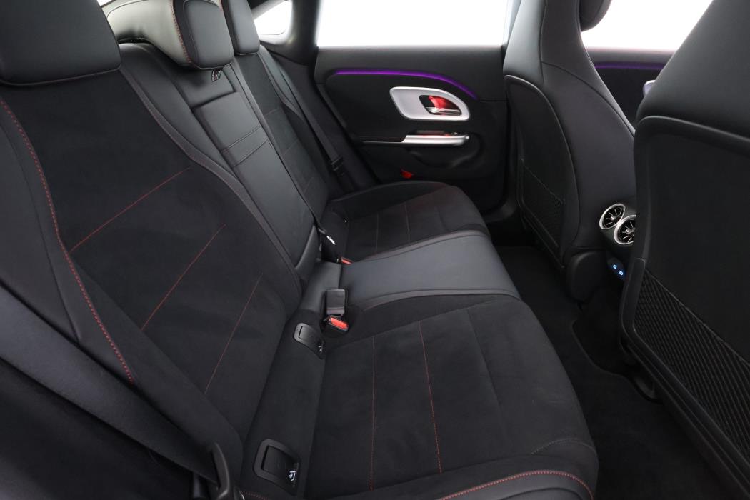 Mercedes-Benz CLA 2025