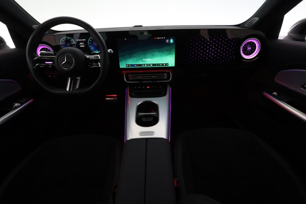 Mercedes-Benz CLA 2025