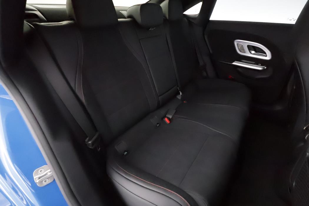 Mercedes-Benz CLA 2025