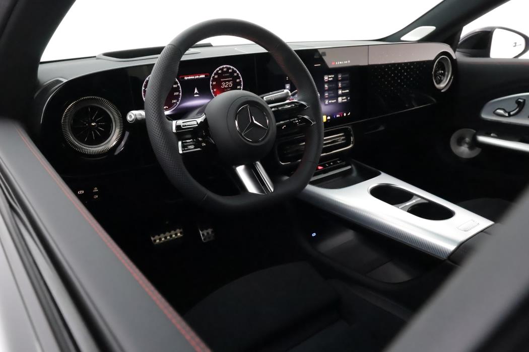 Mercedes-Benz CLA 2025