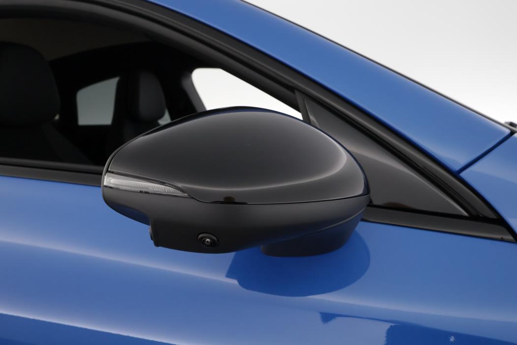 Mercedes-Benz CLA 2025