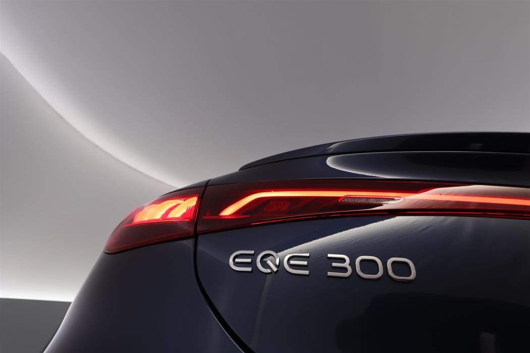 Mercedes-Benz EQE 2026