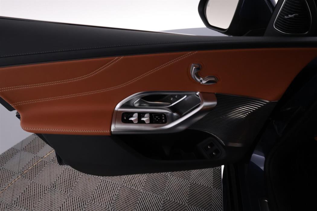 Mercedes-Benz GLC 2026