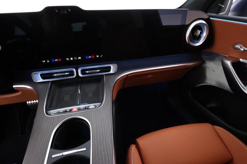 Mercedes-Benz GLC 2026