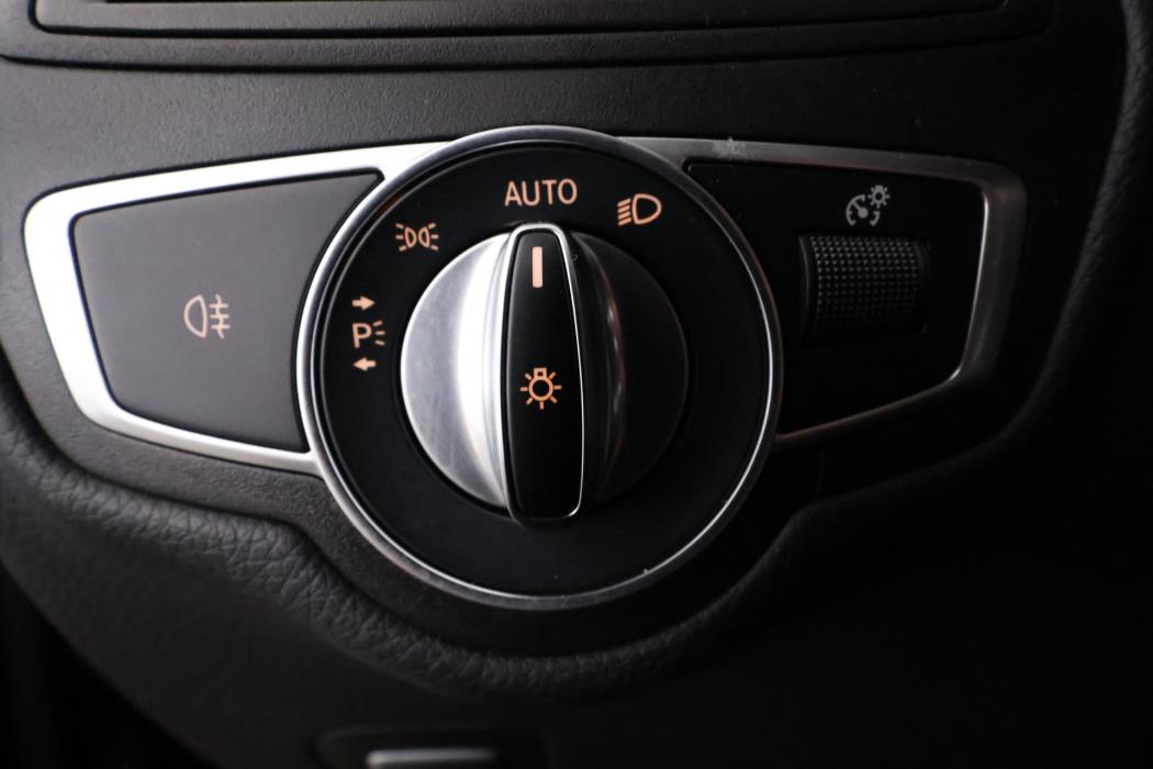 Mercedes-Benz GLC 2021