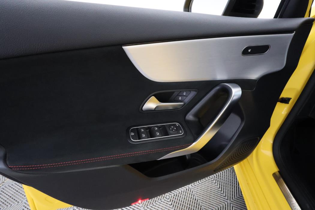 Mercedes-Benz A 2022