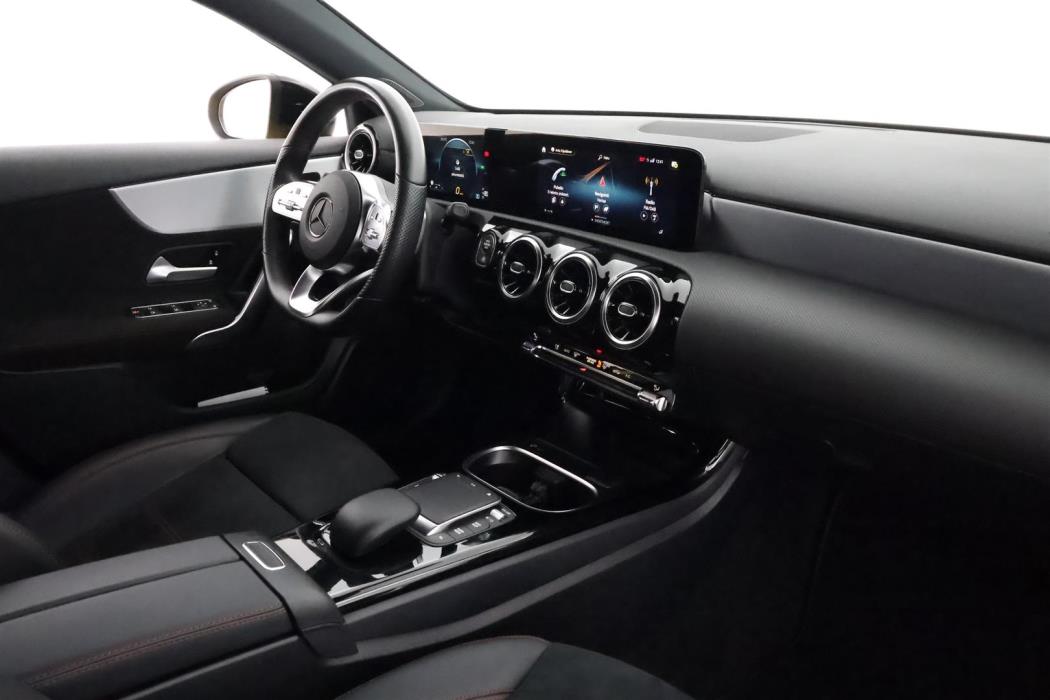 Mercedes-Benz A 2022
