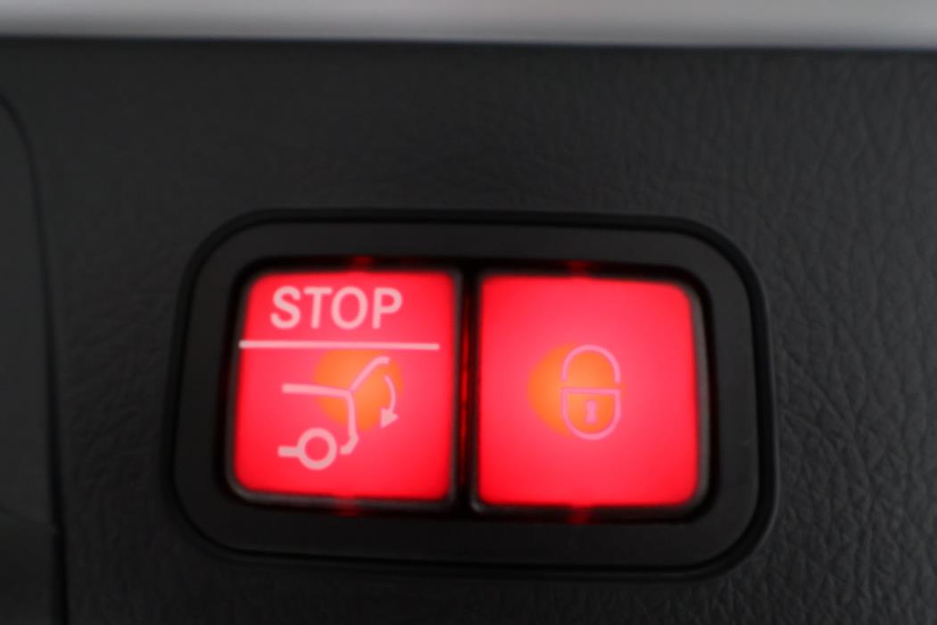 Mercedes-Benz EQB 2023