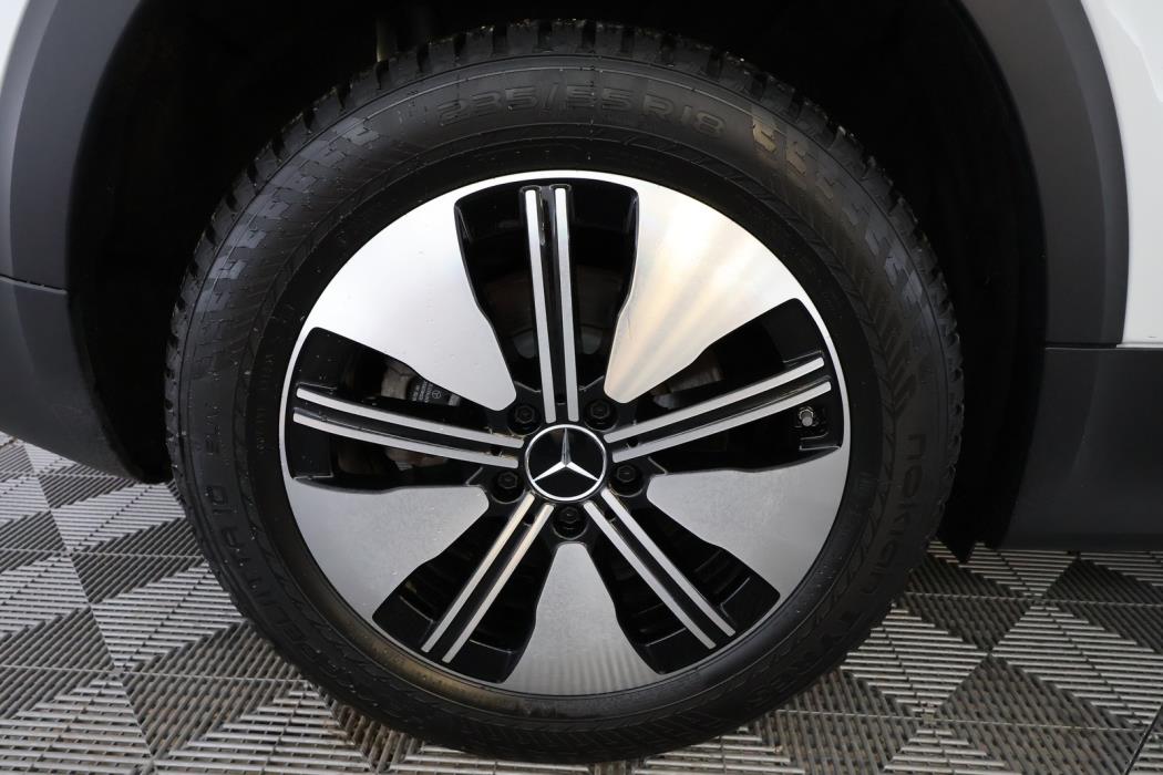 Mercedes-Benz EQB 2023