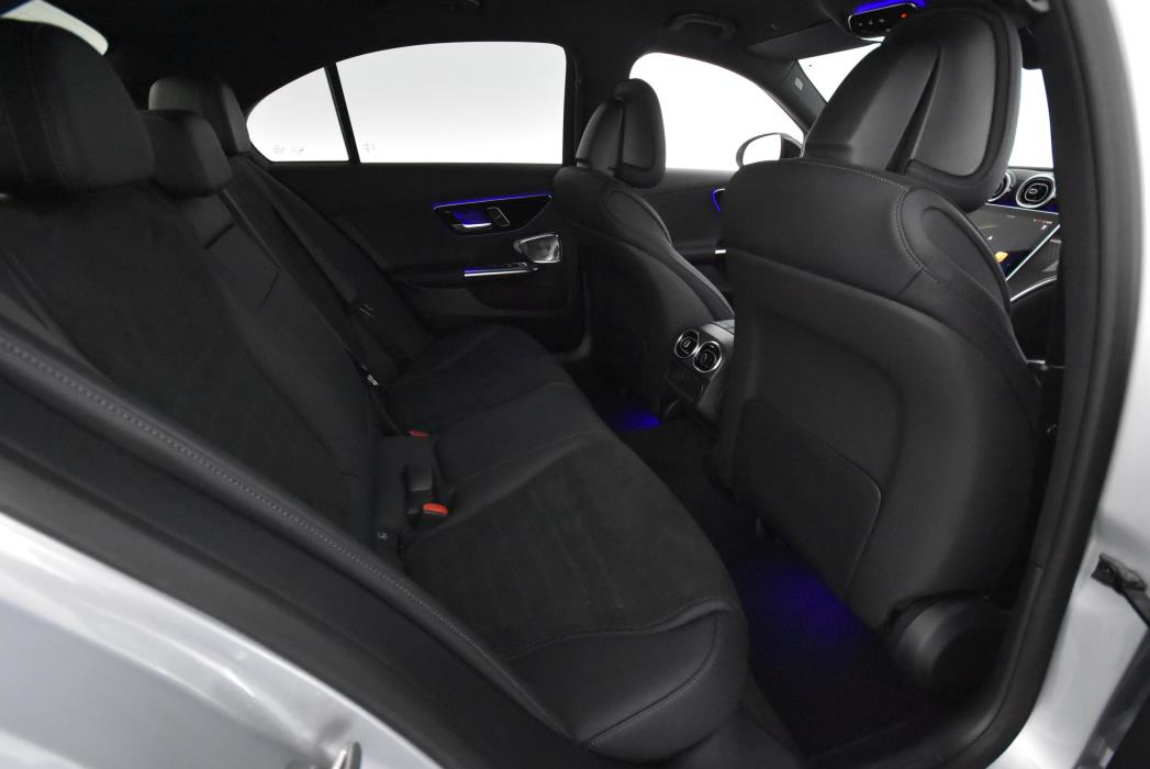 Mercedes-Benz C 2025