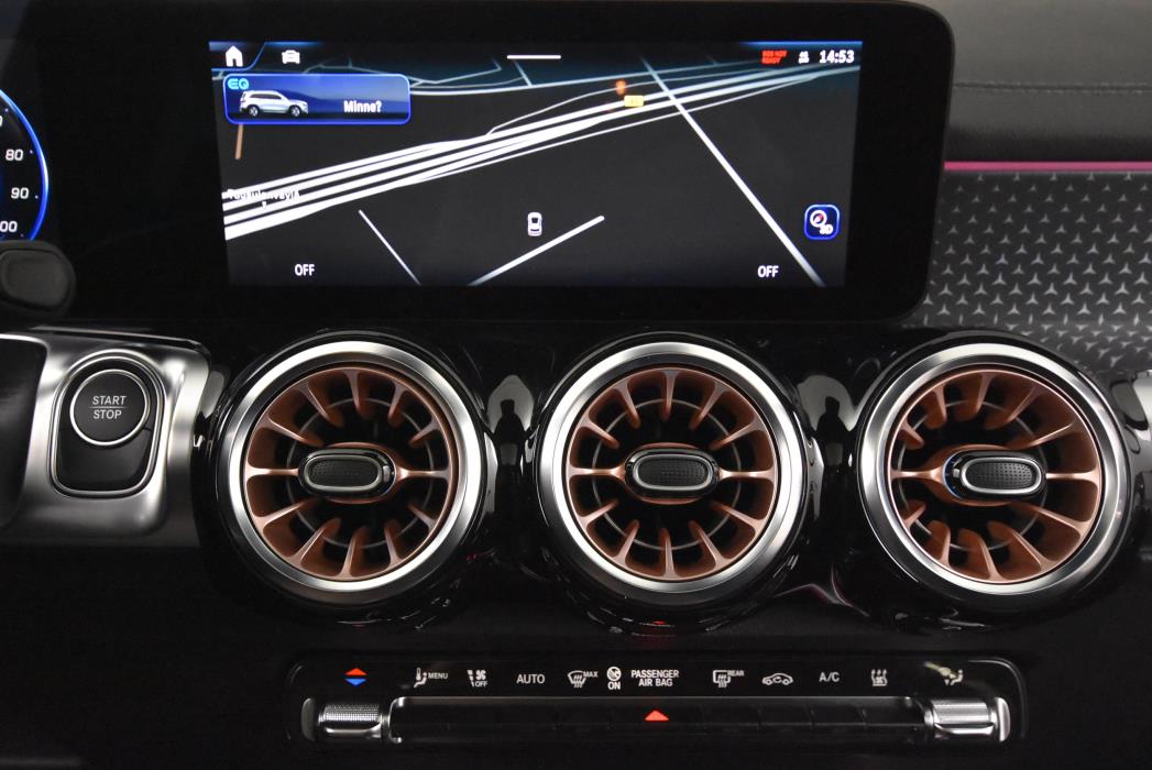 Mercedes-Benz EQB 2025