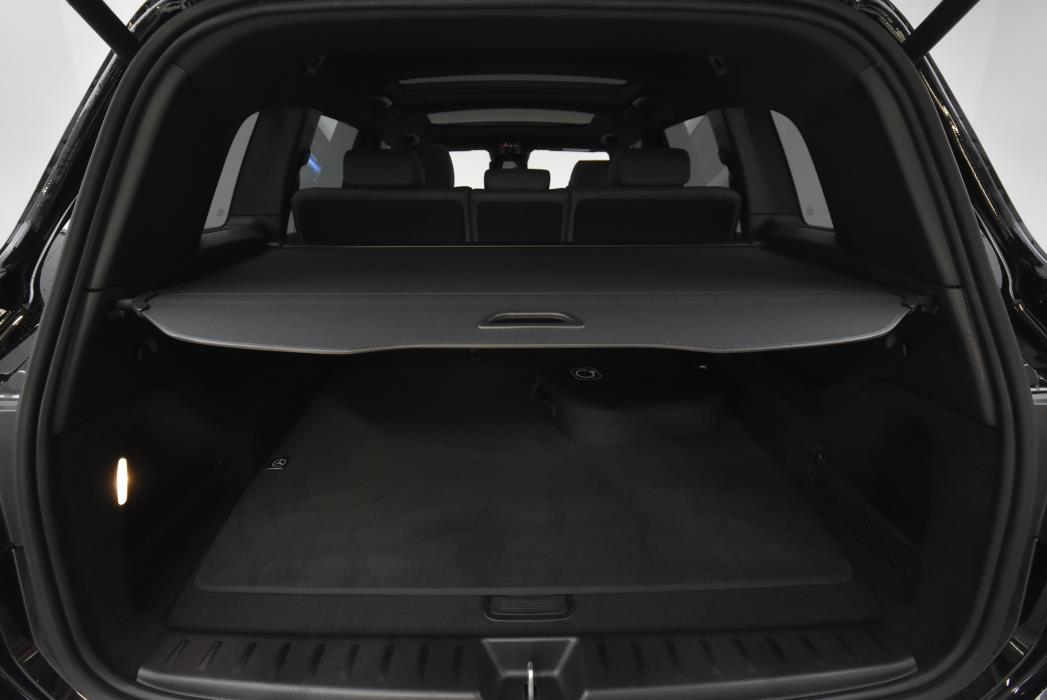 Mercedes-Benz EQB 2025