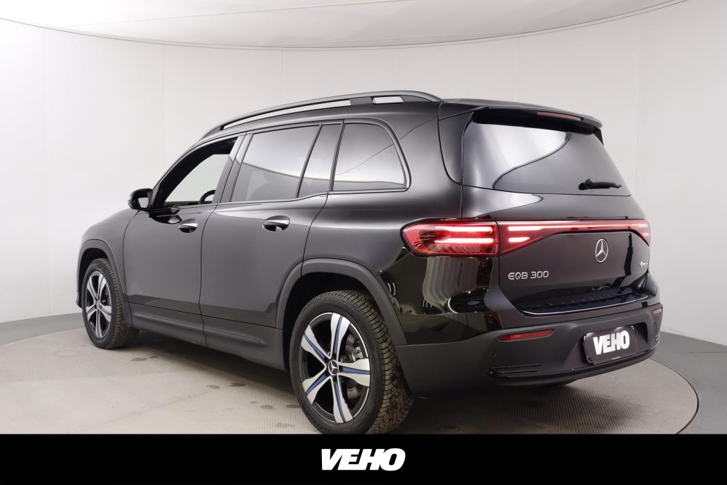 Mercedes-Benz EQB 2025